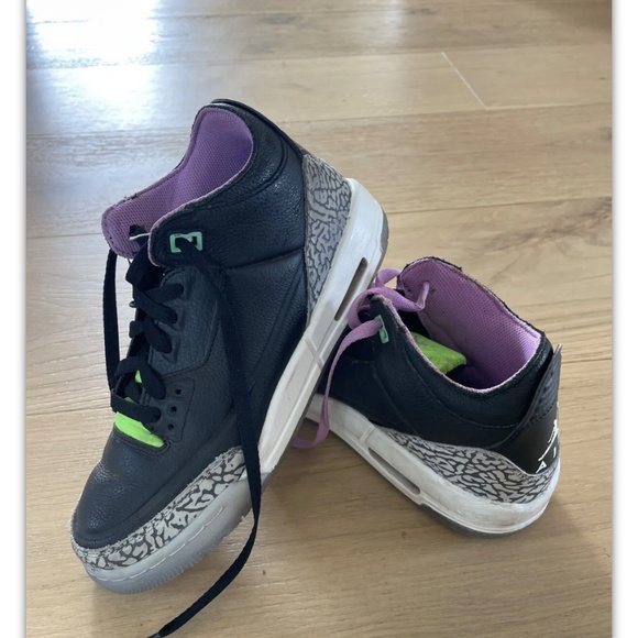 Nike Big Kids' Air Jordan 1 Mid Top 3 Purple Swish EUC Size 7 - Picture 7 of 7